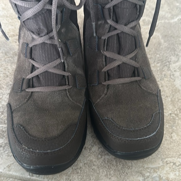 Columbia Women's Ice Maiden II Waterproof Winter Boot Brown Fur-Lined Size 8 - Picture 9 of 11